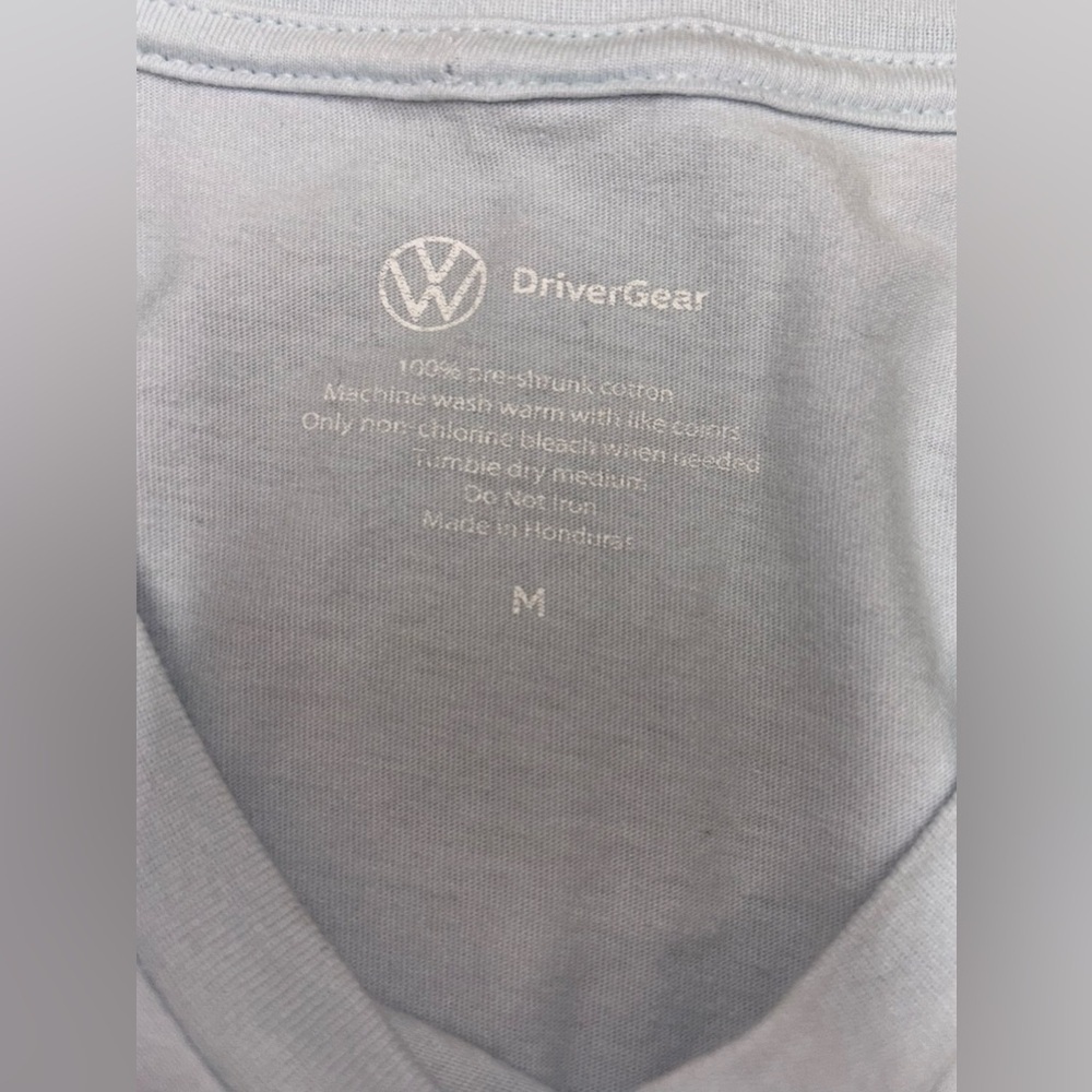 Volkswagen T-Shirt Size Medium - Picture 2 of 8